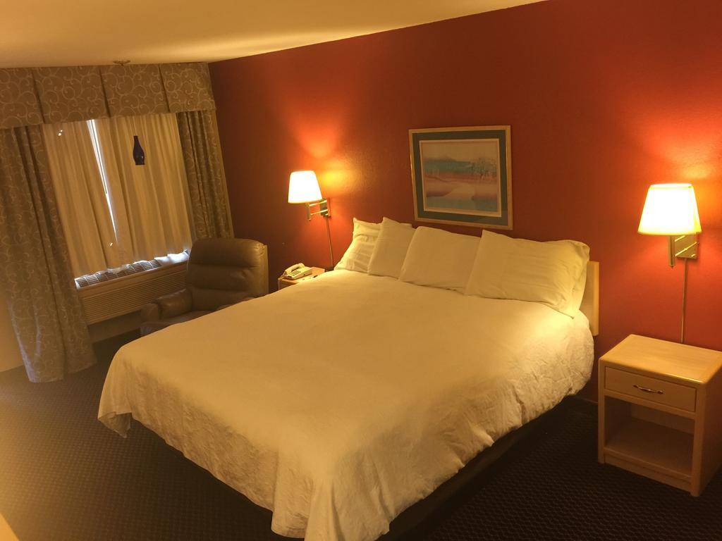 Americas Best Value Inn - Garden City Dış mekan fotoğraf