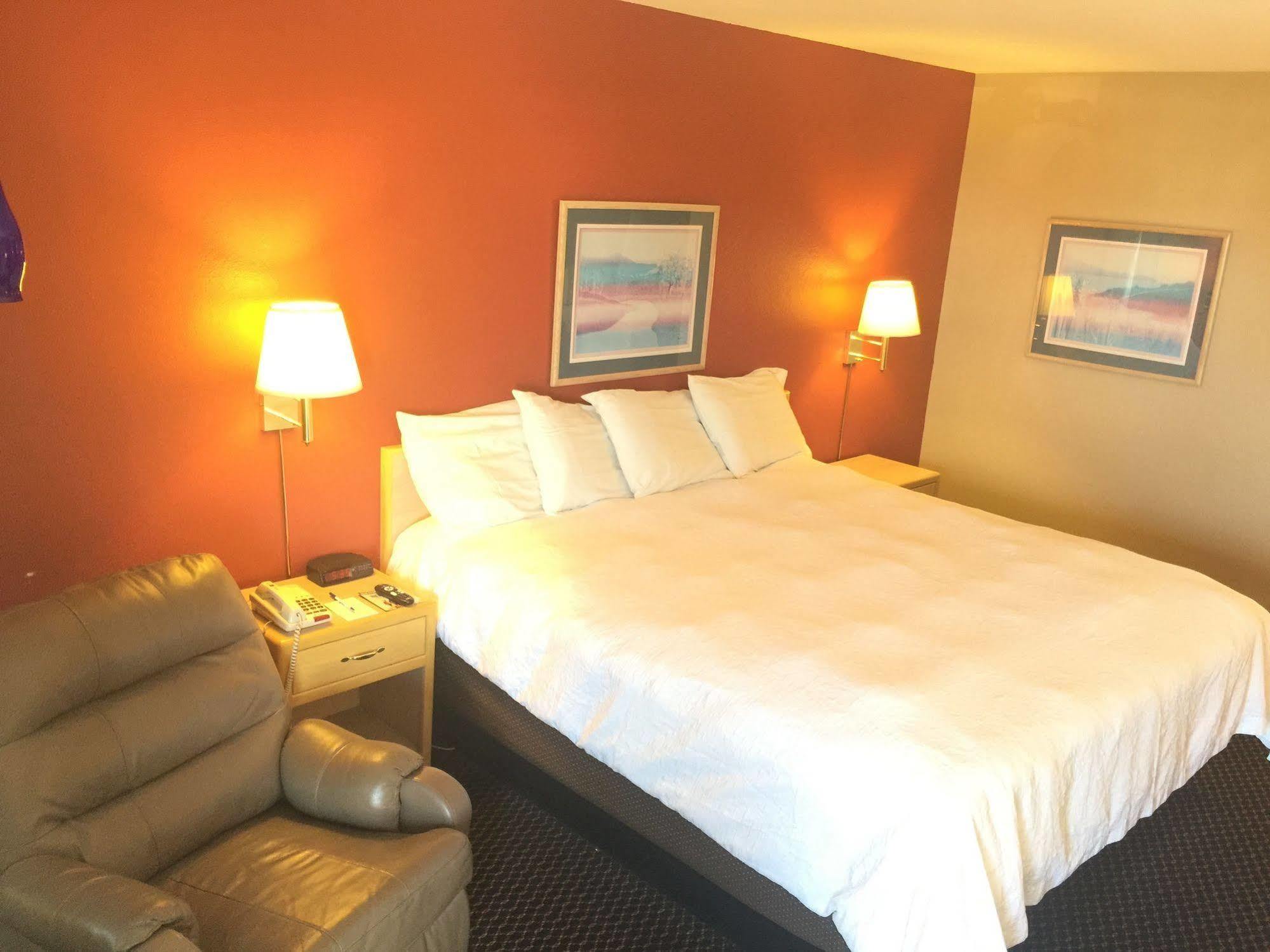 Americas Best Value Inn - Garden City Dış mekan fotoğraf